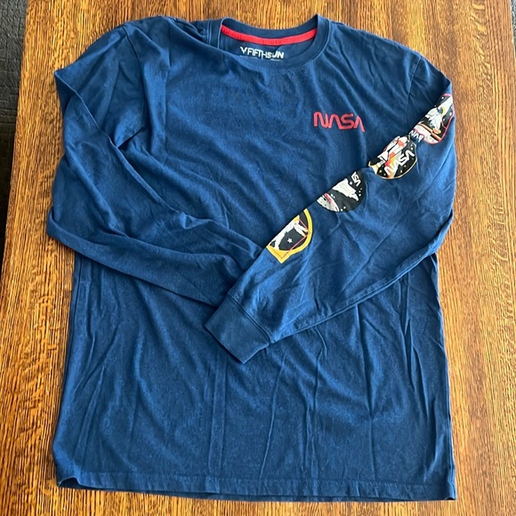 NASA Fifth Sun T Shirt Long Sleeve L Blue Mens Astronaut Space Shuttle Crew Neck - Picture 2 of 16
